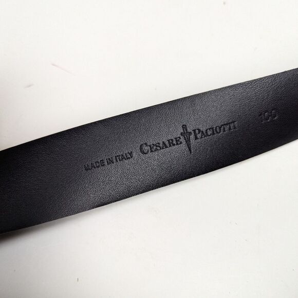 Cesare Paciotti Black Suede Belt – Iconic Dagger Buckle – Size 34–38 – Made in I - Picture 7 of 7